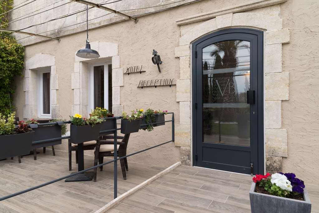 Отель Val Baussenc, The Originals Relais Моссан-лез-Альпий Экстерьер фото